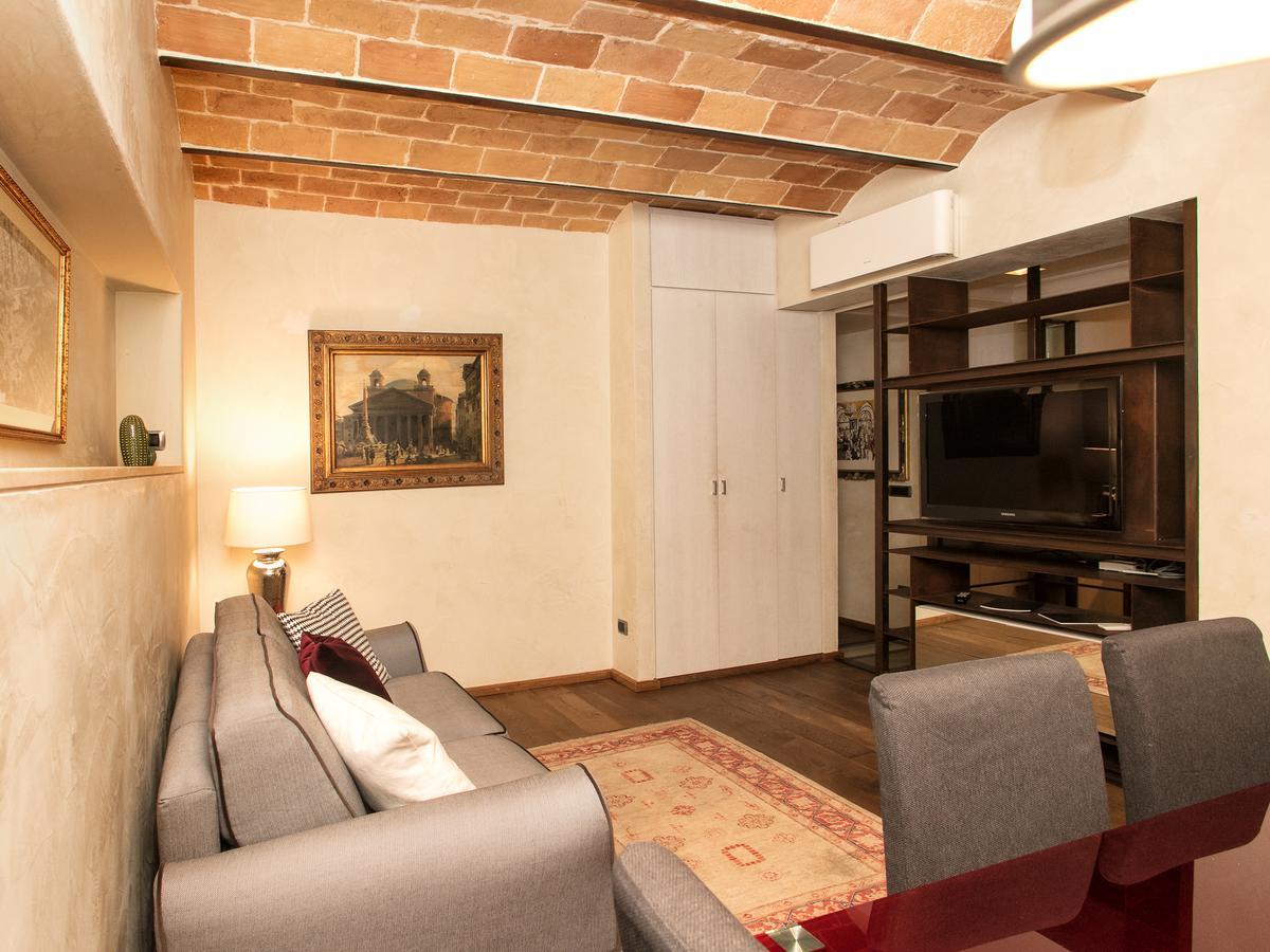 Piazza Venezia Luxury Design Rom